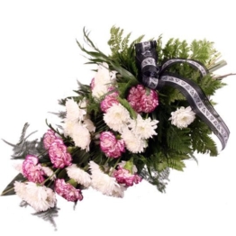 Trauerstrauß in Rosa-Lila-Weiß mit Chrysanthemen und Nelken