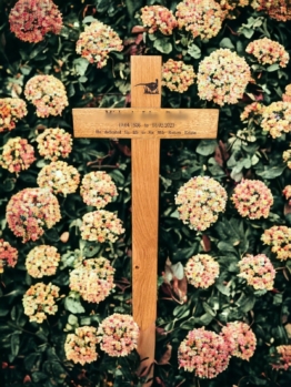 Eiche Holz Denkmal Kreuz Grabmarker 17 Zoll kostenlose Plakette & kostenlose Gravur